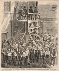 Geläut aus dreizehn Glocken für die Christ Church in Cambridge, Massachusetts, hergestellt von Henry N. Hooper & Co. aus Boston, aus Harper
