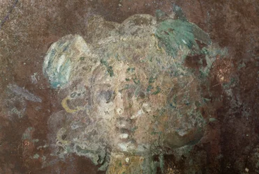 Kopf der Medusa, (Detail) Fresko, Perseus darstellend, aus der antiken Stadt Stabiae, Castellammare di Stabia, Kampanien, Italien, römische Zivilisation (Foto)