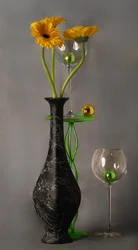 Modernes Blumenarrangement